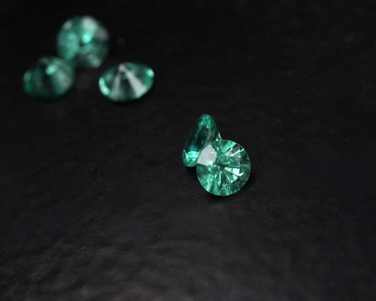 Calibrated Shakiso Emerald 2.7 mm