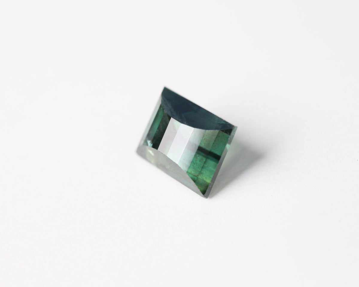 Sapphire green rectangular 7 mm 1.98 ct