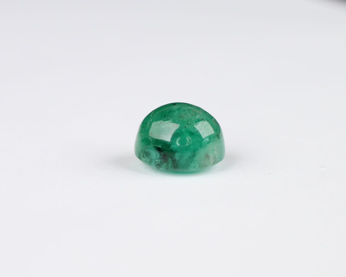 Cabochonslipad Shakiso Smaragd 5,5 mm 0,9 ct