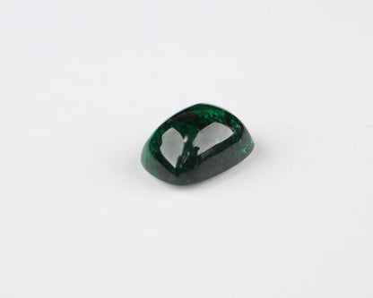 Cabochon cut Shakiso Emerald rectangle 8 mm 1.87 ct