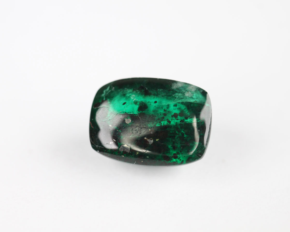 Cabochon cut Shakiso Emerald rectangle 8 mm 1.87 ct