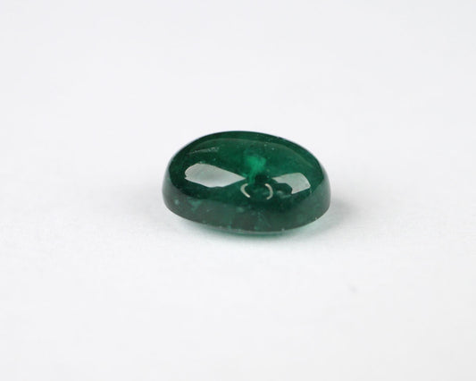 Cabochon cut Shakiso Emerald oval 8x6mm 1.46 ct