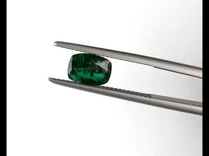 Cabochon cut Shakiso Emerald rectangle 8 mm 1.87 ct